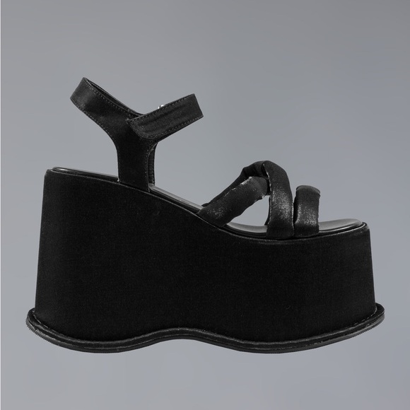 UNIF Black Bubble Platform Size 7 - Picture 2 of 11